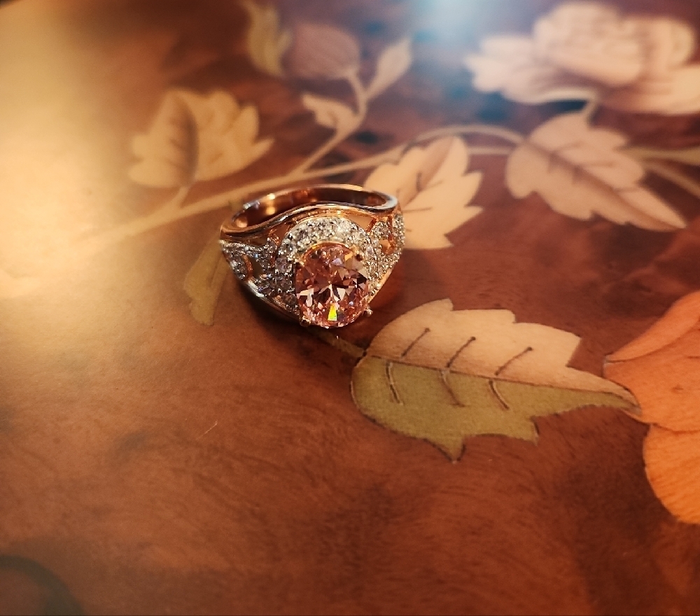 Bella Luce Luxe(TM) Fancy Morganite Cubic Zirconia Eterno Rose Ring Size 10